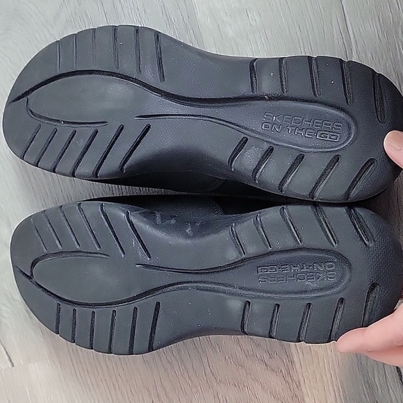 Skechers Black Slip INS shoes womens size 8.5 136544 - Picture 5 of 8